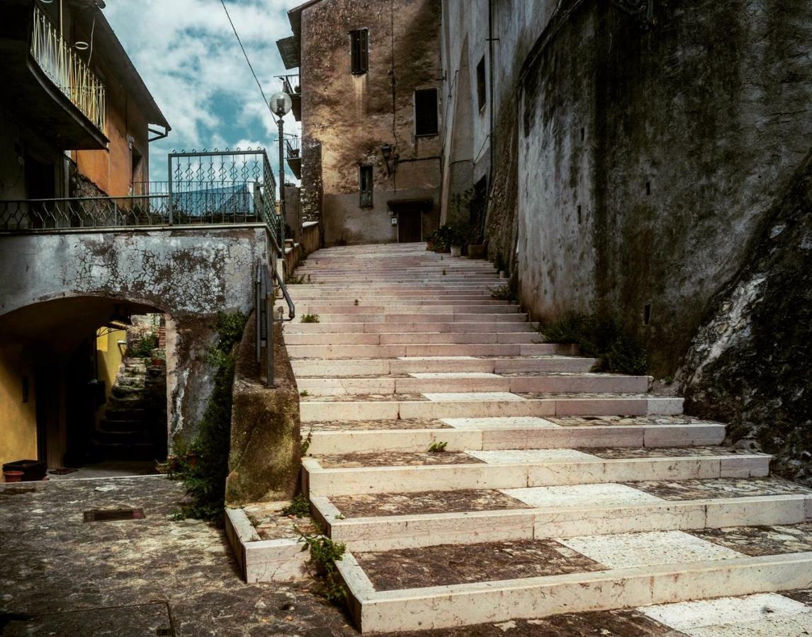 La Residenza Dei Papi Villa Papigno Bagian luar foto